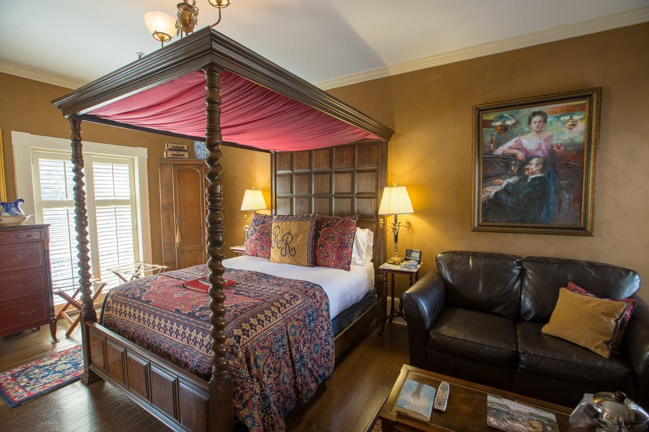 Ballastone Inn Savannah Exterior photo